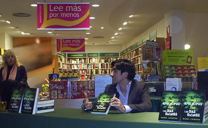 http://www.via-news.es/images/stories/libros/plazayjanes/manel3.JPG